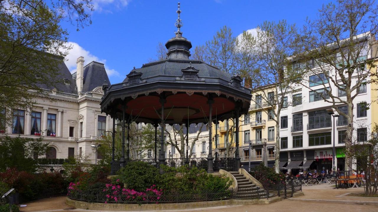 Kasa Confort - Le Calme Au Coeur De La Ville - Tv & Wifi Apartman Saint-Etienne  Kültér fotó